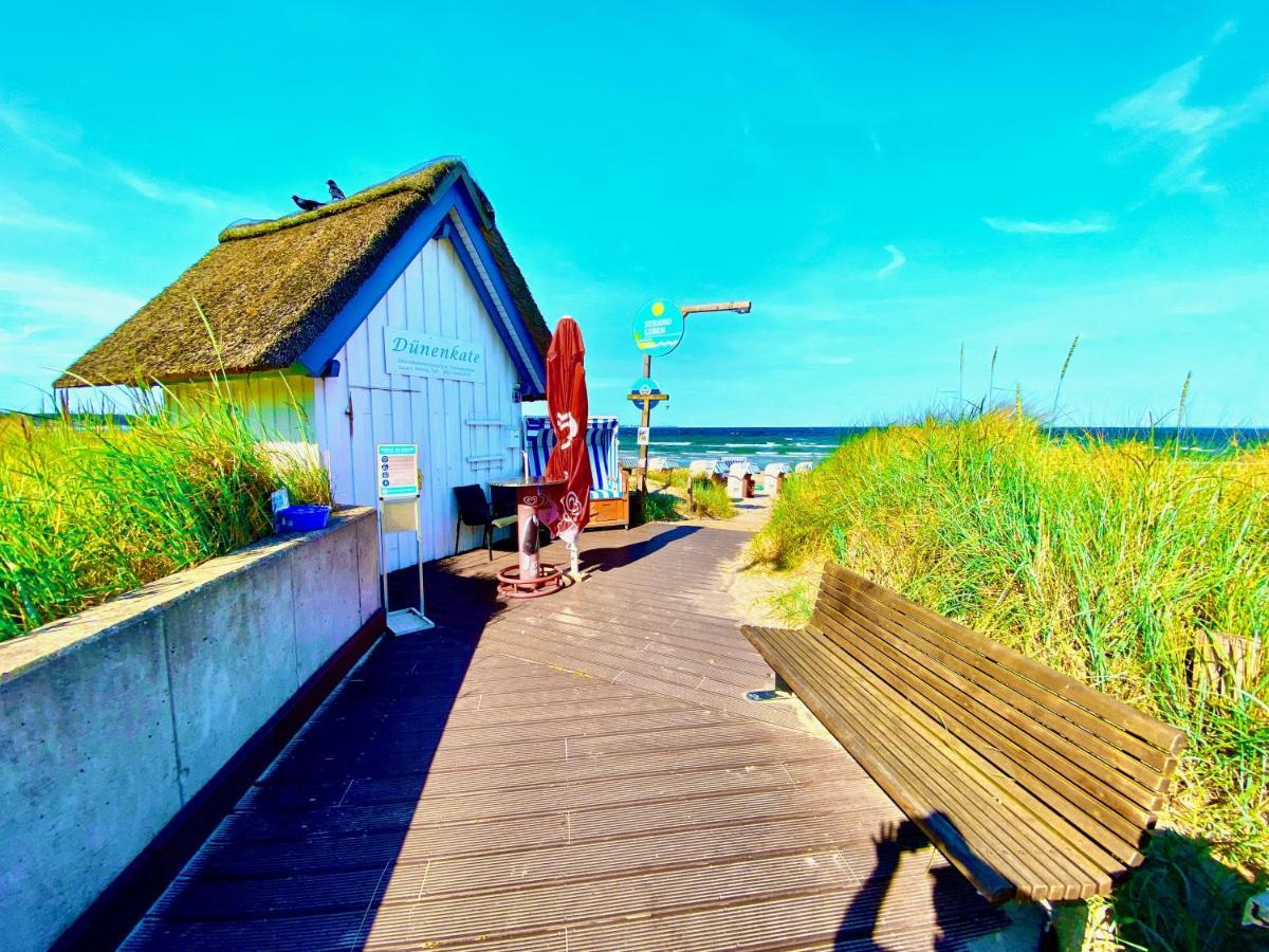Casa Raphael Direkt Am Scharbeutzer Strand Exterior photo